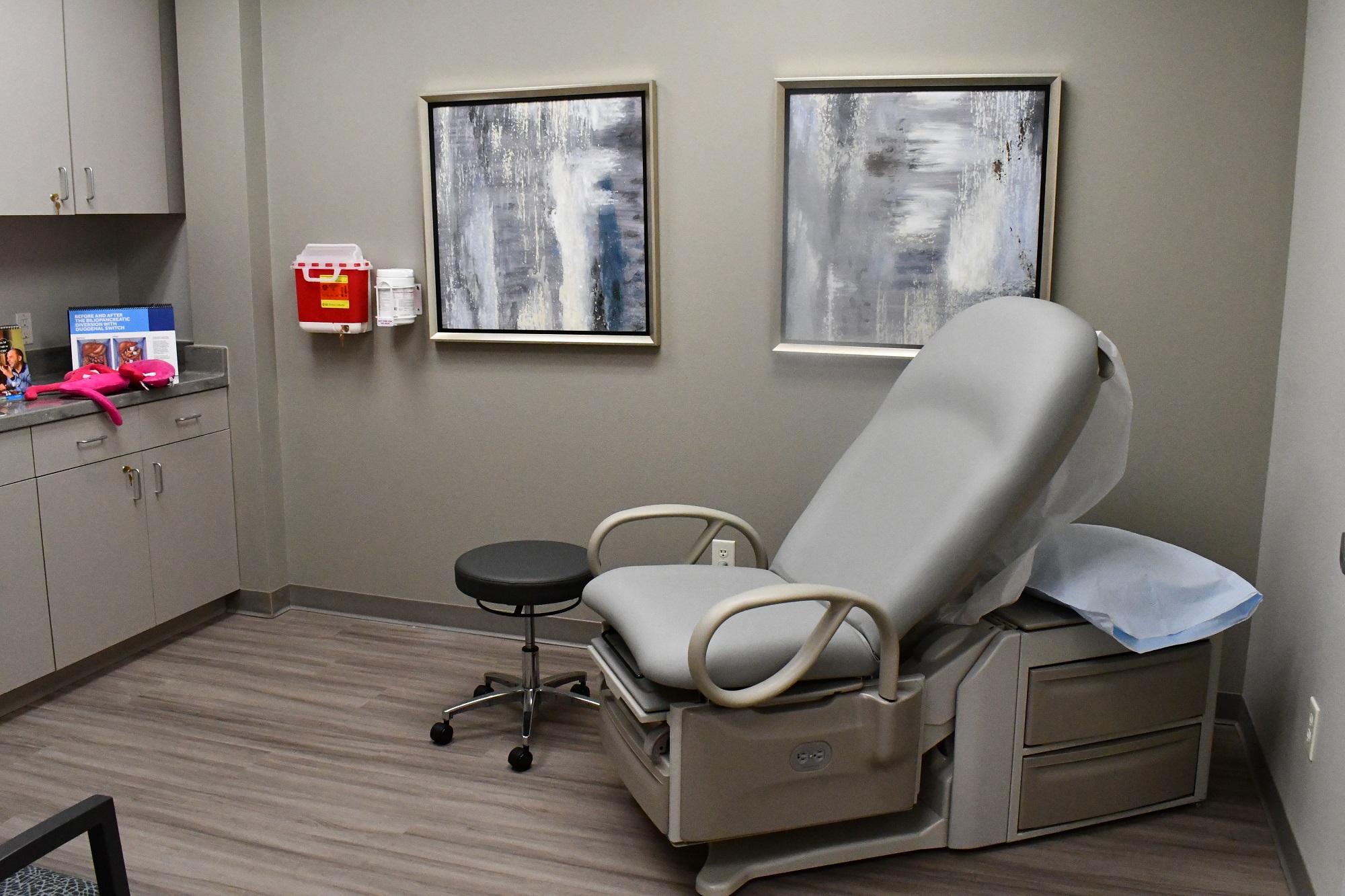 Photo of Hendrick Body and Wellness exam room